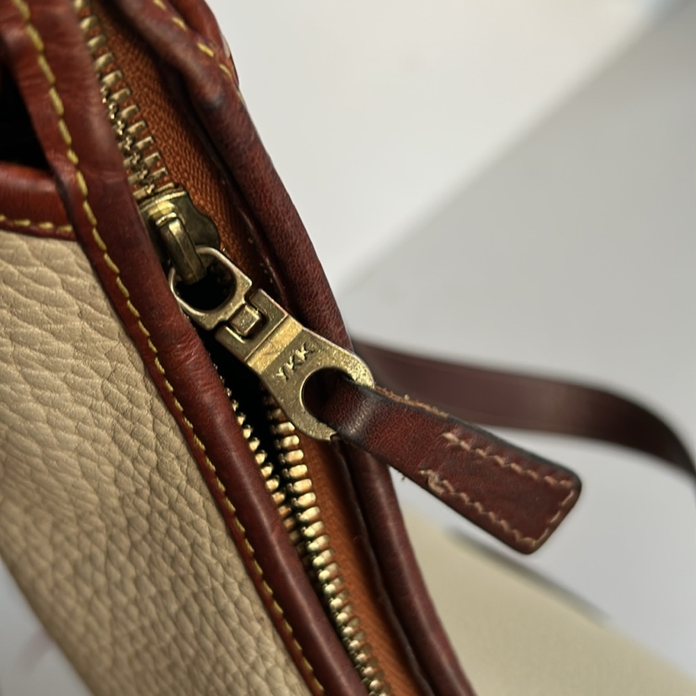Dooney and Bourke Vintage Brown and Black Pebbled Leather Hobo Shoulder Bag
Y2k - Picture 13 of 17